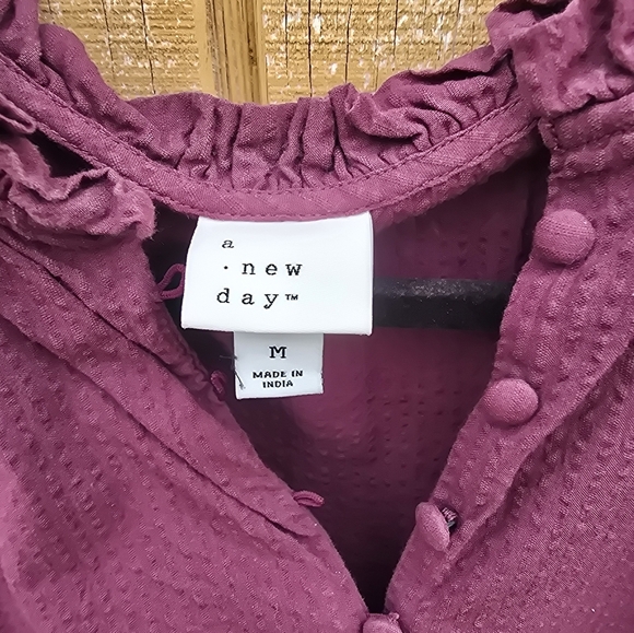 Elegant Purple Women's Dress - Picture 2 of 3